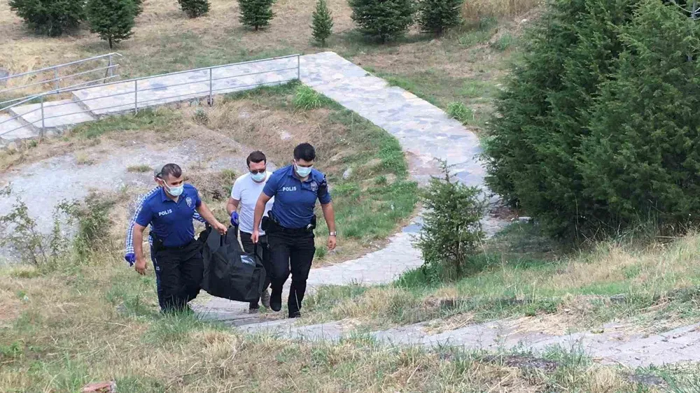 83 gün önce cesedi bulunmuştu, bugün toprağa verildi