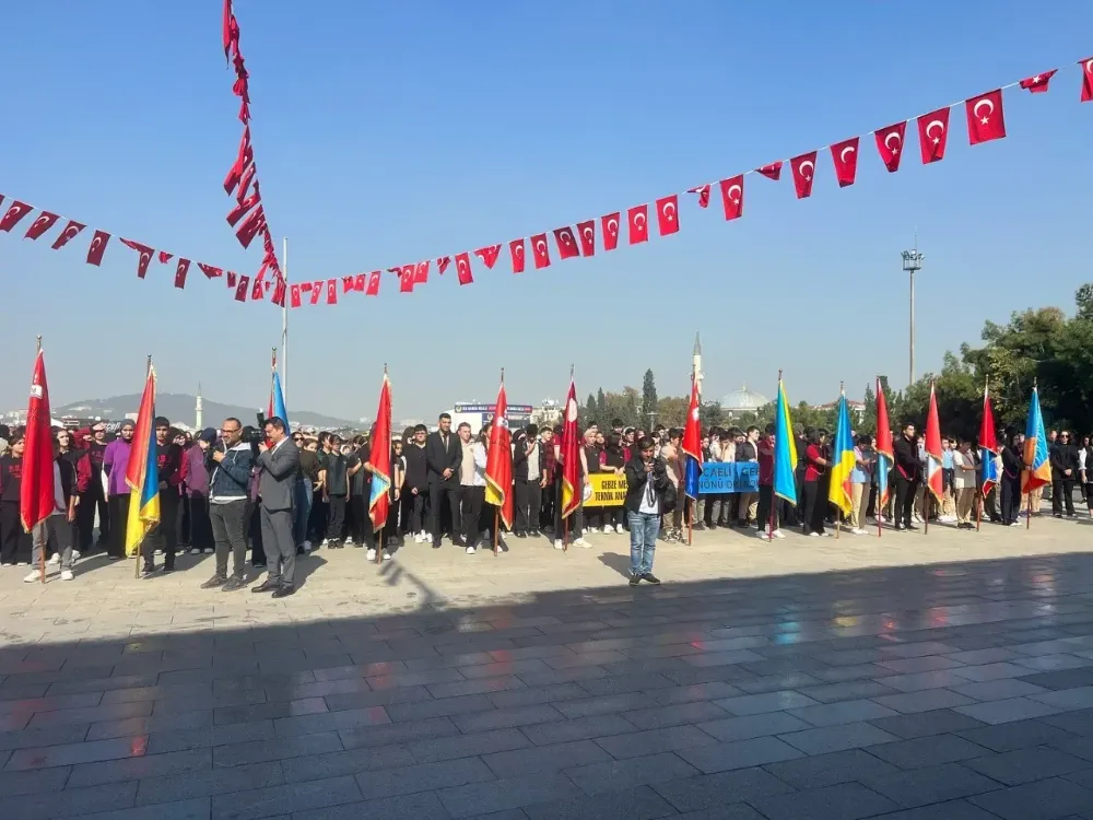 Gebze’de 29 Ekim kutlamaları çelenk sunumuyla başladı!