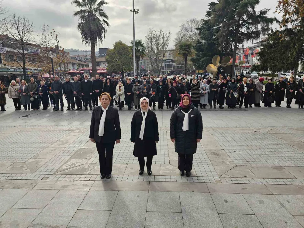 Dünya Kadın Hakları Günü Gölcük’te kutlandı