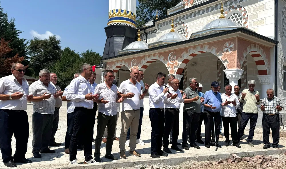 İzmit Kaynarca Camii ibadete açıldı