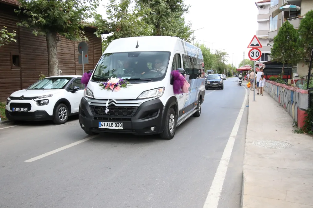 Büyükşehir’in Engelsiz Taksisi gelin arabası oldu;  Bu kez ömür boyu mutluluğa taşıdı