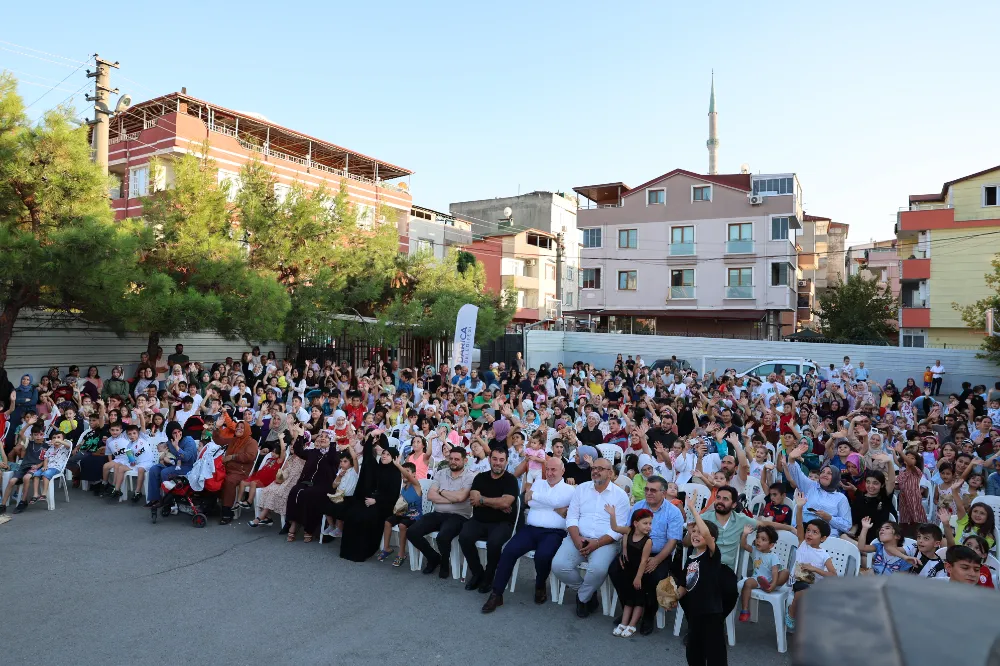 Darıca Belediyesi eğlenceyi çocukların ayağına götürüyor