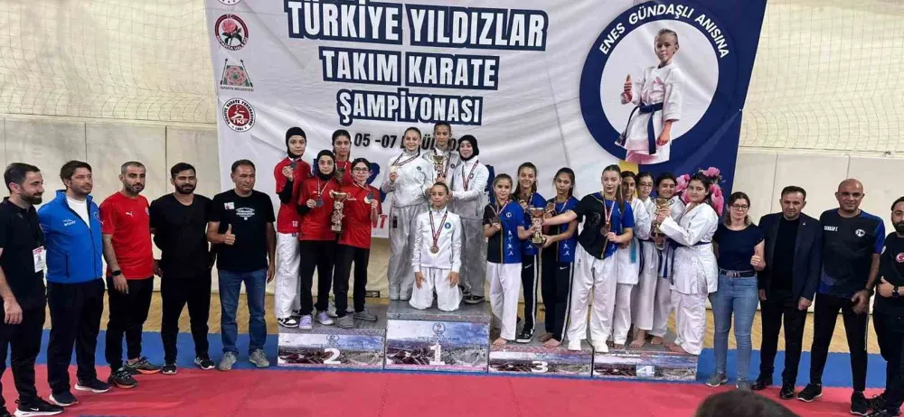 Körfez’in karate takımı Türkiye ikincisi oldu