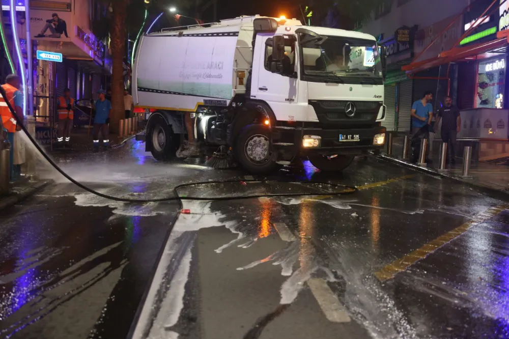 Fatih Caddesi’nde detaylı temizlik