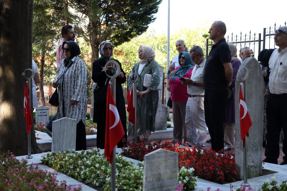 Asker arkadaşları Gez-Gör ile özlem giderdi