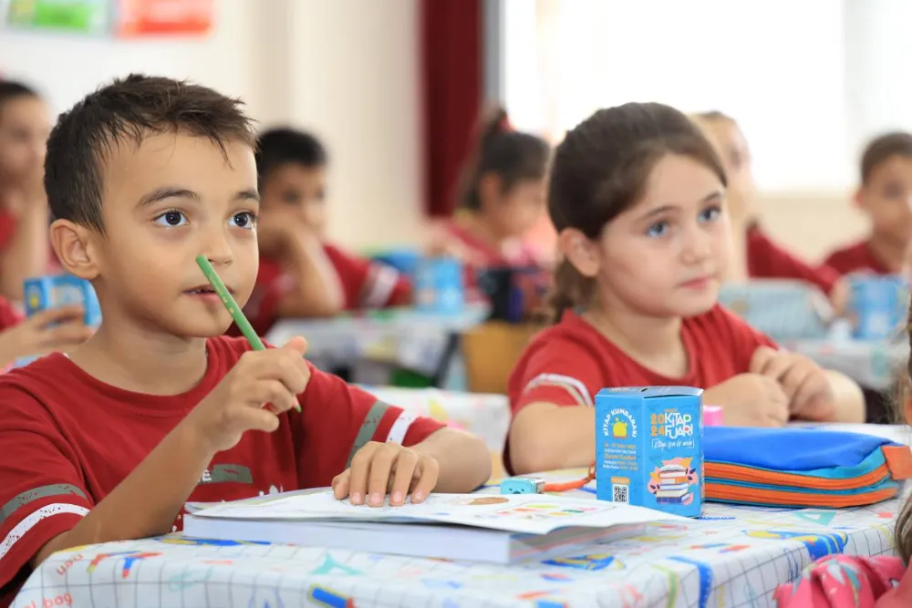 Başkan Büyükgöz’den Gebzeli  Çocuklara Hediye Kumbaralar