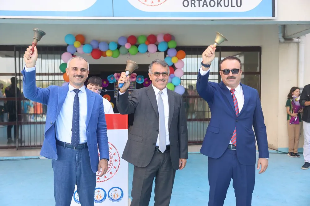 Çayırova’da ilk ders zili çaldı