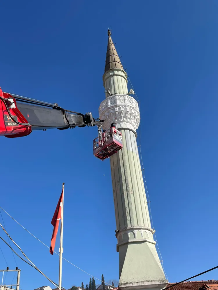 Hacıhızır Bağlar Yolu Camii’nin dış cephesi yenilendi