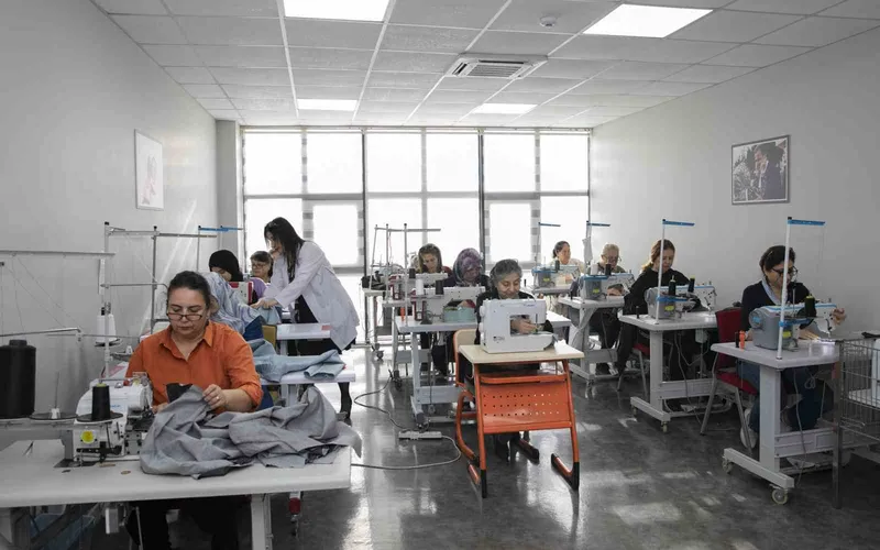 Mersin’de giyim üretim kurslarına büyük ilgi
