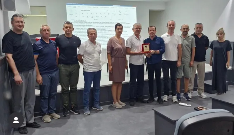 Ayvalık’ta denizcilik lisesine ISO 9001 kalite belgesi
