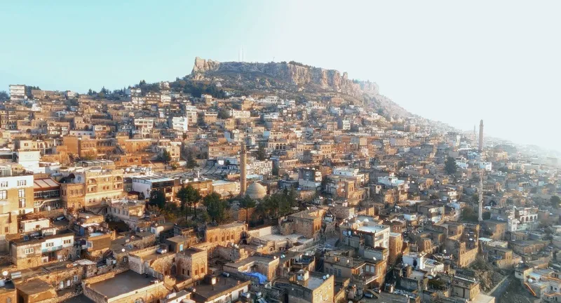 Mardin’de sis tarihle buluştu, ortaya kartpostallık görüntüler çıktı
