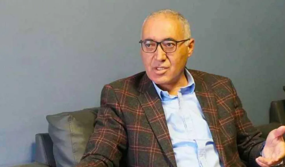 Milletvekili maaşının yetmediğini söyleyerek tepki çeken Doğan Demir, “Yıpratmaya çalışan kim varsa şerefsizdir namussuzdur.”