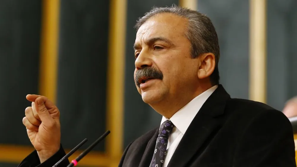 TBMM Başkanvekili Önder, hastaneye kaldırıldı
