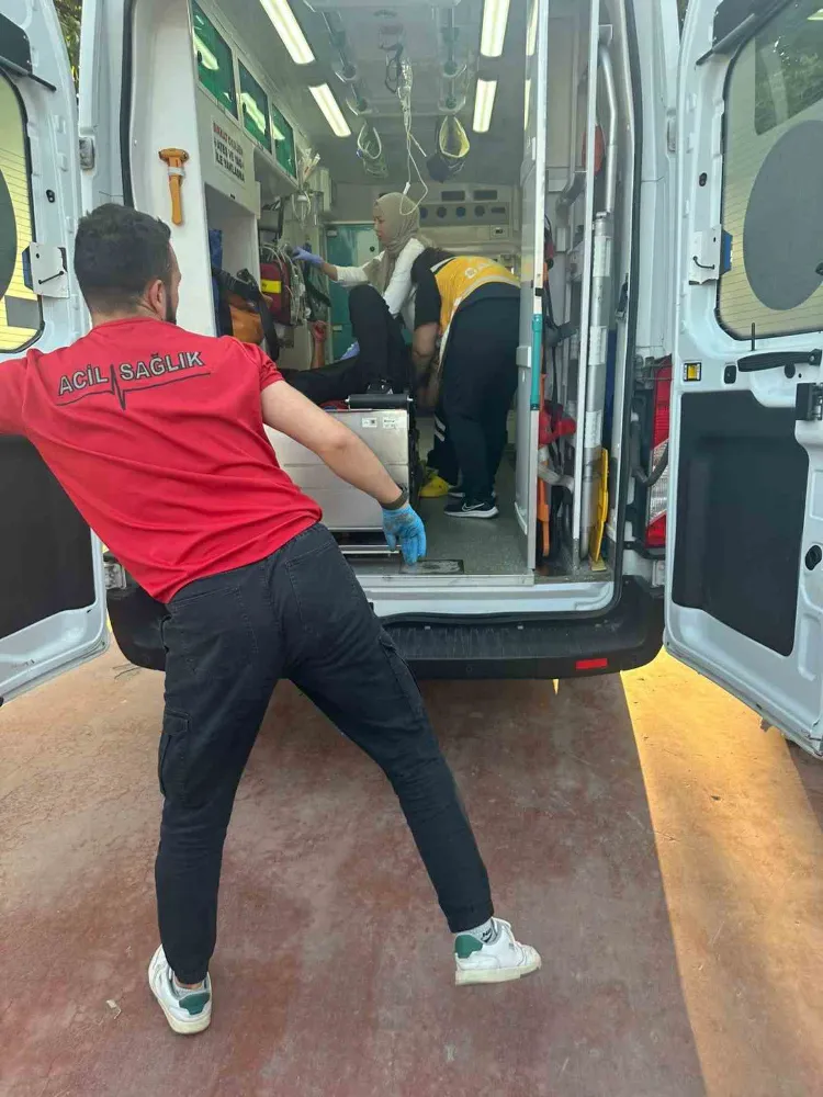 Darıca’da 4 kişinin saldırısına uğrayan genç bıçaklandı