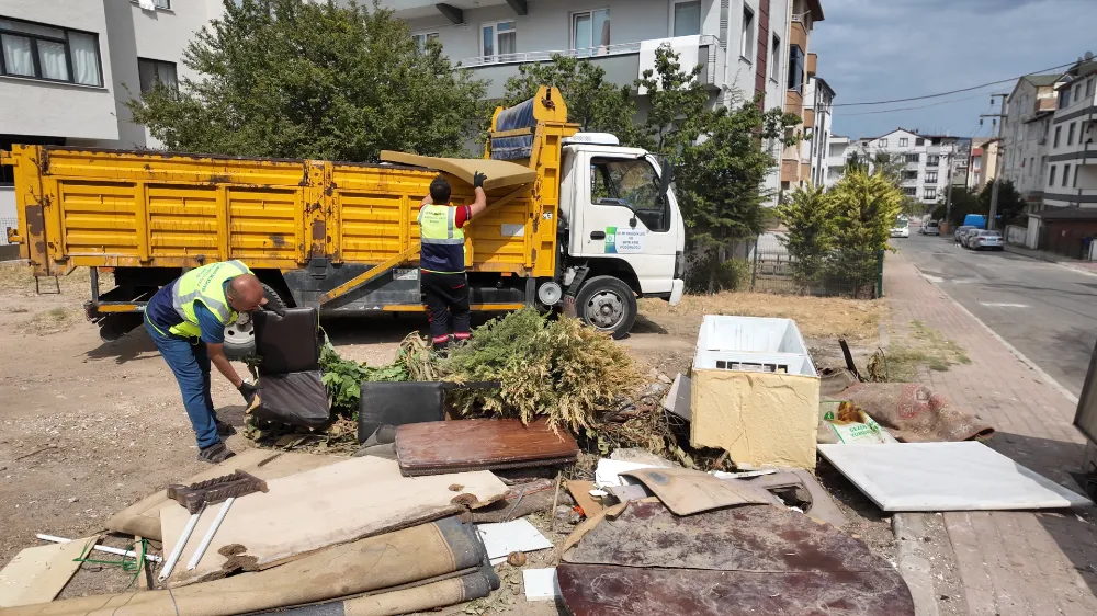 Çayırova Belediyesi’nden kaba atık uyarısı