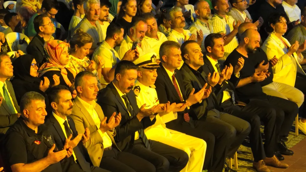 GÖLCÜK DEPREM ŞEHİTLERİ ACININ 26. YILINDA DUALARLA ANILACAK