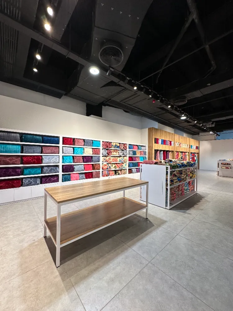 Magazada ray spot  aydınlatmanin onemi