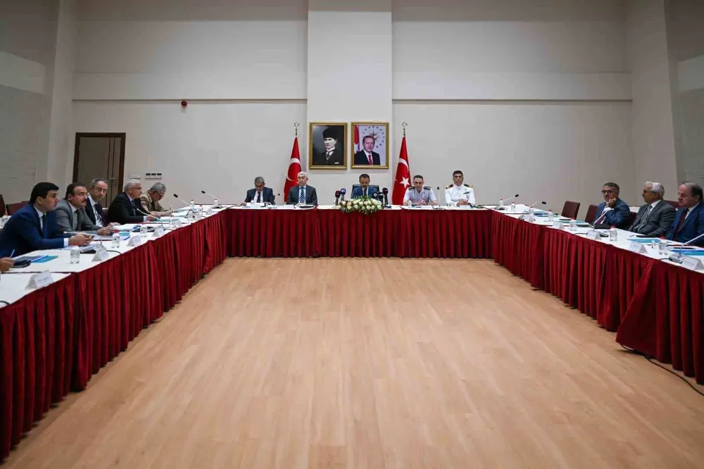 Kocaeli’de 2 suç çetesi çökertildi