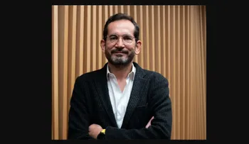 Yarım (Unikondiler) Diz Protezi Avantajlarını Dr. Ata Can’a Sorduk